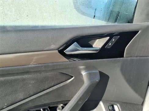 Used 2021 Volkswagen Jetta SEL Premium image 10