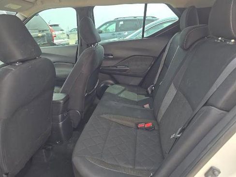 Used 2020 Nissan Kicks SV FWD image 6