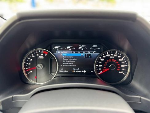 Used 2019 Ford F150 Raptor w/ Equipment Group 802A Luxury AWD/4WD image 15