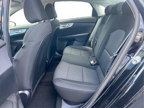 Used 2023 Kia Forte LXS FWD image 10