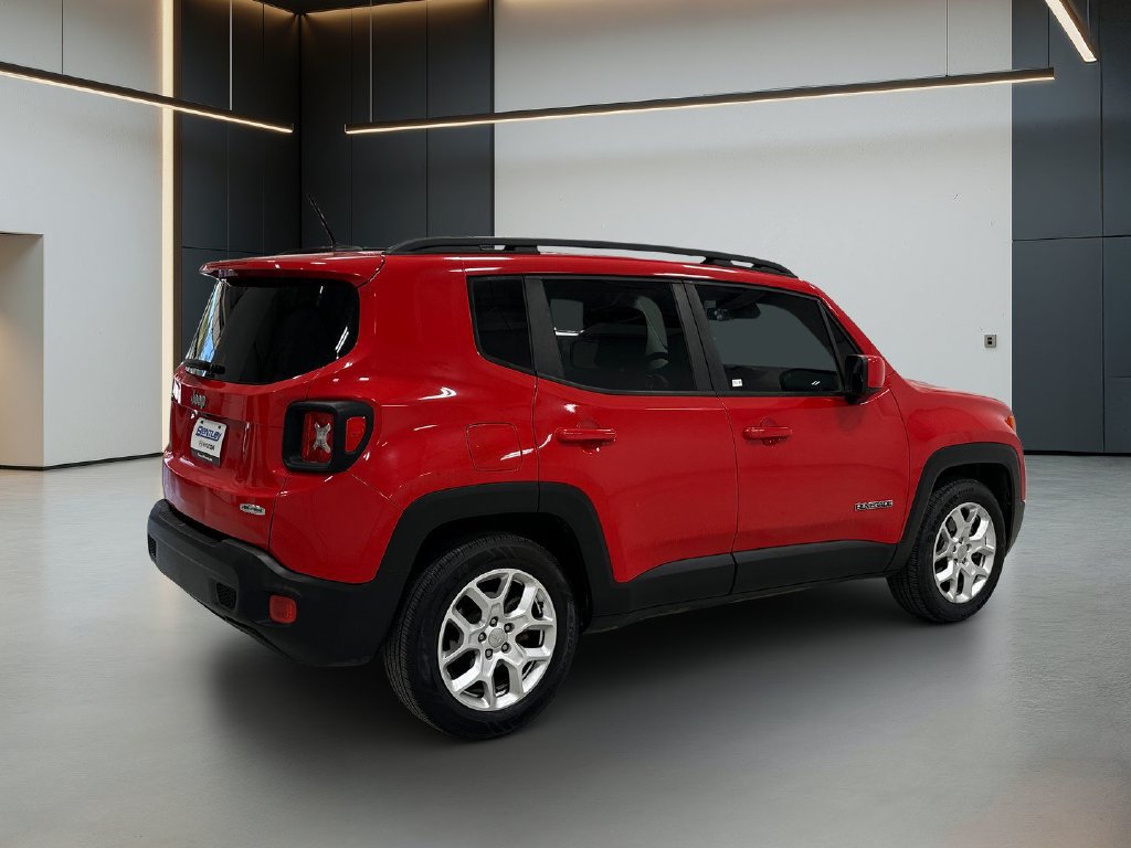 Used 2016 Jeep Renegade Latitude FWD image 6