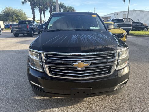 Used 2018 Chevrolet Tahoe Premier RWD image 2