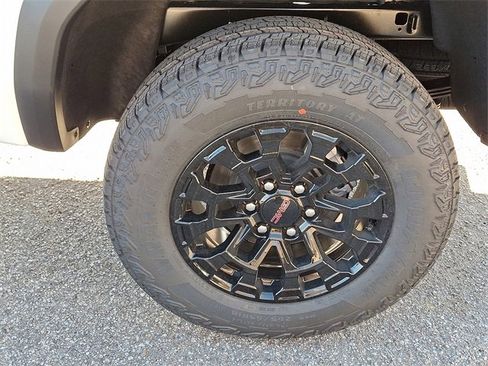 New 2026 GMC Canyon Elevation image 5