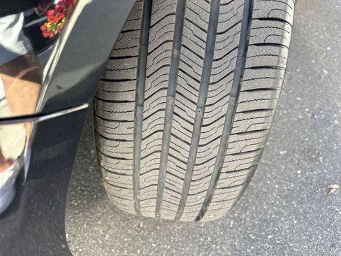 Used 2019 Honda Accord LX image 32