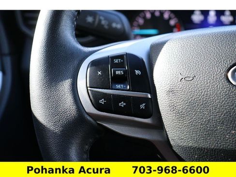 Used 2024 Ford Explorer XLT image 12