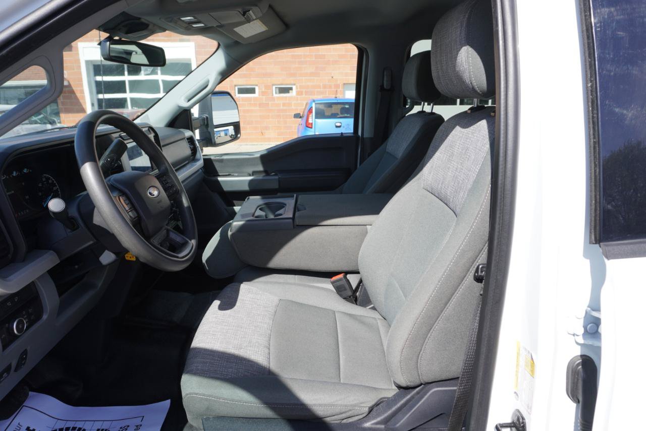 Used 2023 Ford F250 XLT w/ FX4 Off-Road Package AWD/4WD image 19