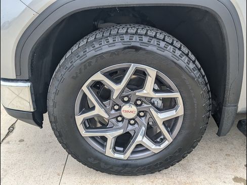 Used 2023 GMC Sierra 1500 SLT w/ SLT Premium Plus Package image 20