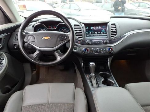 Used 2019 Chevrolet Impala LT image 18
