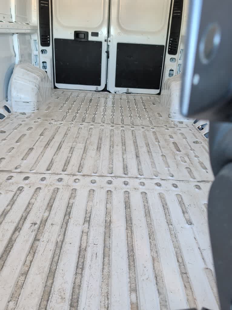 Used 2024 RAM ProMaster 2500 w/ Convenience Group FWD image 14
