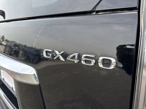 Used 2017 Lexus GX 460 Premium w/ Premium Package AWD/4WD image 33