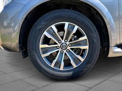 Used 2020 Nissan Armada SL image 11