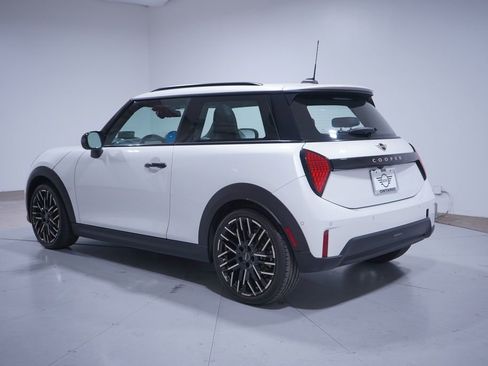 Used 2025 MINI Cooper S FWD image 3
