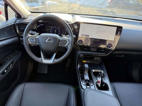 Used 2023 Lexus NX 350 AWD w/ Premium Package image 8