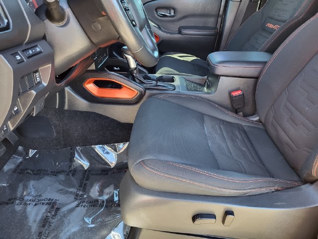 Certified 2023 Nissan Frontier PRO-4X w/ Pro Convenience Package AWD/4WD image 9