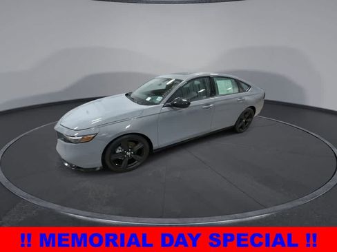 Used 2023 Honda Accord Sport image 4