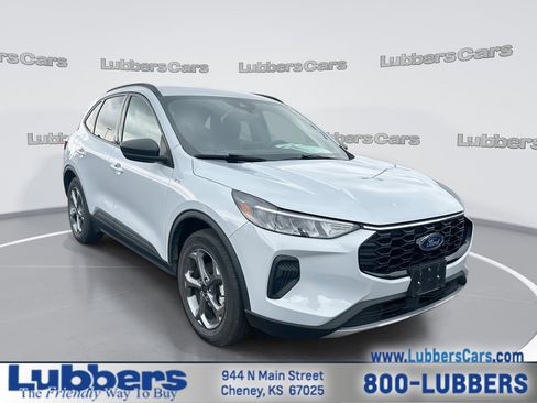 Used 2025 Ford Escape ST-Line FWD image 1