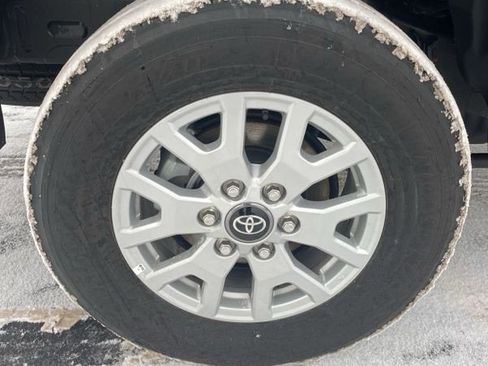 Used 2025 Toyota Tacoma SR5 image 12