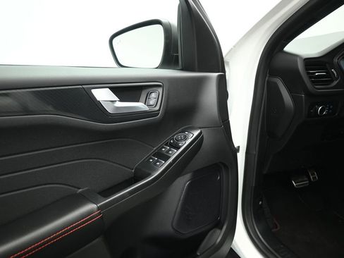 Certified 2023 Ford Escape ST-Line w/ Tech Pack #1 image 10