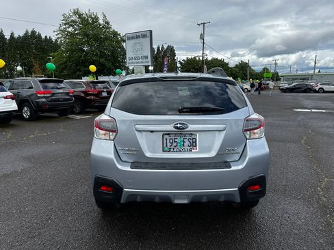 Used 2014 Subaru Crosstrek 2.0i Premium AWD/4WD image 4
