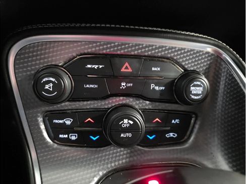 Used 2016 Dodge Challenger SRT Hellcat image 20
