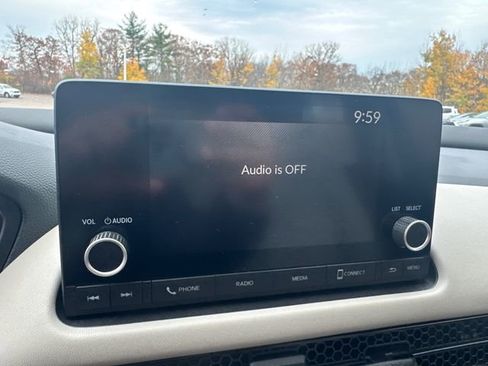 Used 2024 Honda HR-V LX image 33