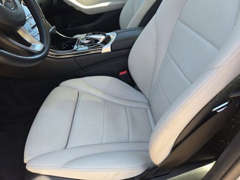 Used 2018 Mercedes-Benz C 300 Sedan image 14