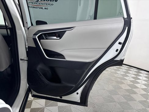 Used 2025 Toyota RAV4 XLE w/ Convenience Package FWD image 28