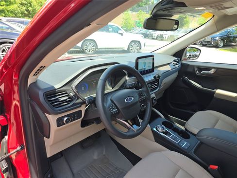 Used 2020 Ford Escape Titanium AWD/4WD image 22