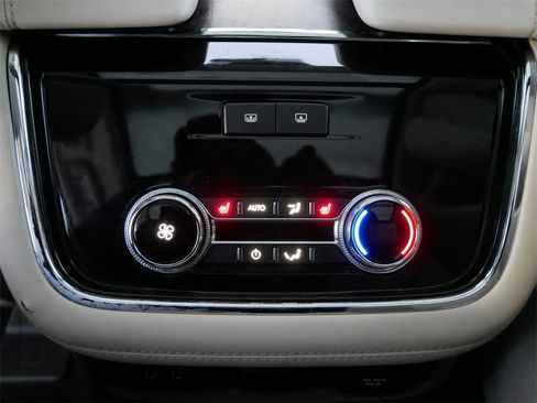 Used 2020 Lincoln Navigator Reserve w/ Luxury Package image 11