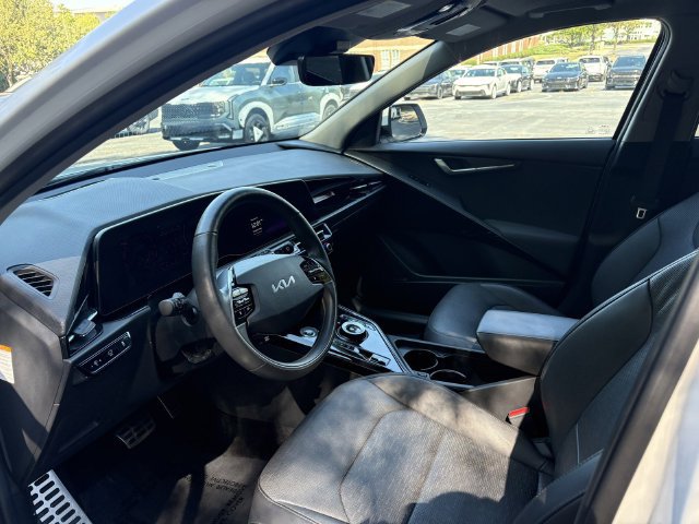 Certified 2023 Kia Niro Wave FWD image 19