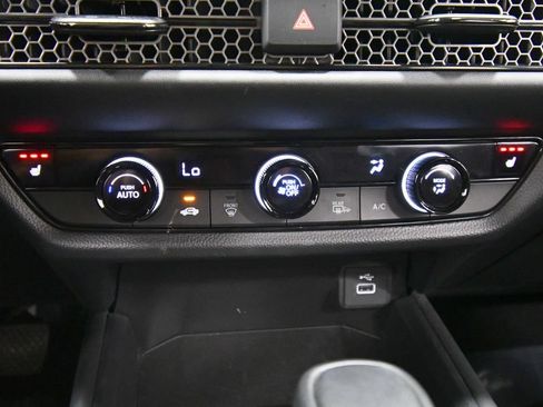 Certified 2024 Honda HR-V Sport image 25