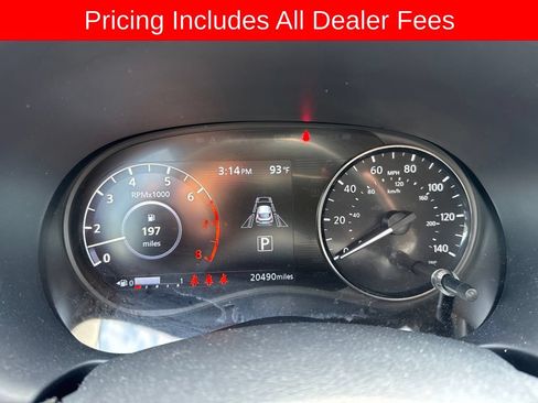 Used 2022 Nissan Kicks SV FWD image 8