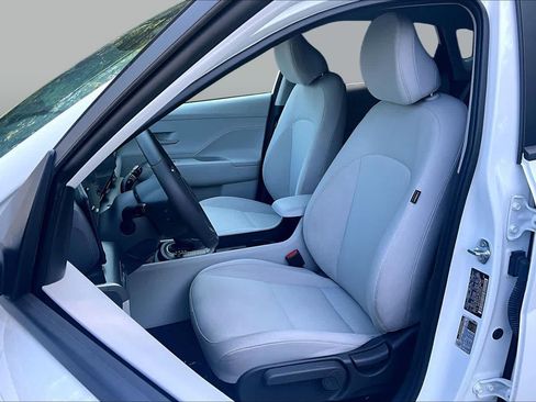 Used 2026 Hyundai Kona SEL Sport FWD image 8