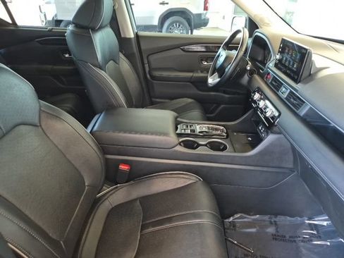 Certified 2023 Honda Pilot Elite image 33