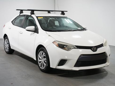 Used 2016 Toyota Corolla S image 3