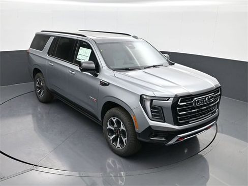 New 2026 GMC Yukon XL AT4 w/ AT4 Premium Plus Package image 16