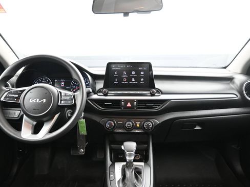 Used 2022 Kia Forte LXS FWD image 20