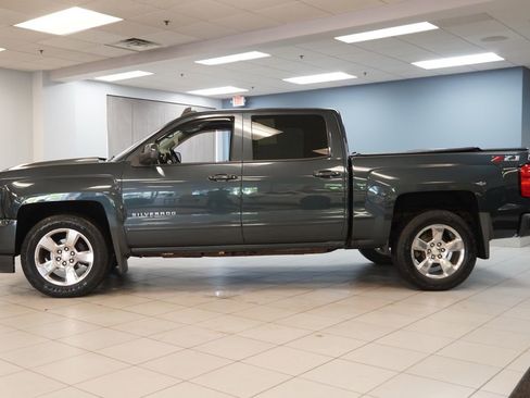 Used 2018 Chevrolet Silverado 1500 LT w/ All Star Edition AWD/4WD image 2