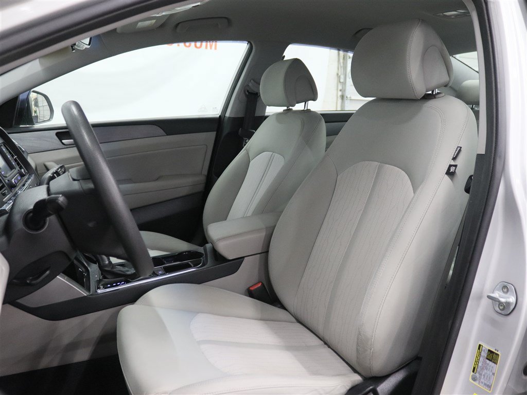 Used 2016 Hyundai Sonata SE FWD image 12