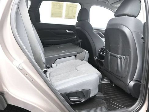 Used 2019 Hyundai Santa Fe SE AWD/4WD image 24