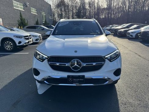 Used 2025 Mercedes-Benz GLC 300 GLC 300 image 8
