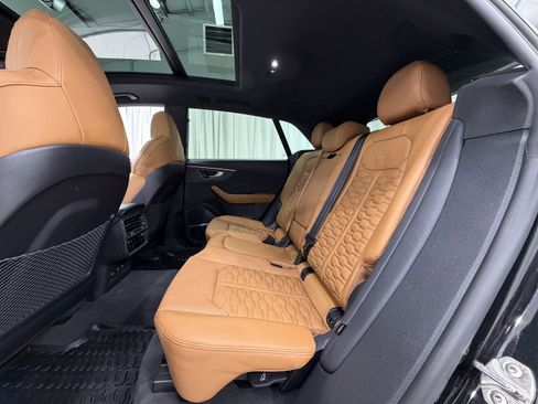 Used 2024 Audi RS Q8 4.0T image 21