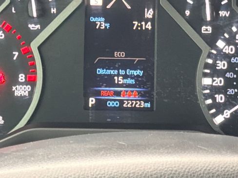 Used 2024 Toyota Tundra SR5 w/ SR5 Convenience Package AWD/4WD image 18