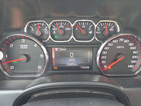 Used 2015 GMC Sierra 1500 SLT w/ Suspension Package, Off-Road AWD/4WD image 3