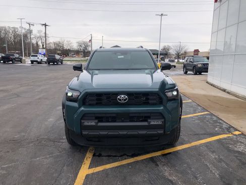 New 2025 Toyota 4Runner TRD Off-Road Premium image 2