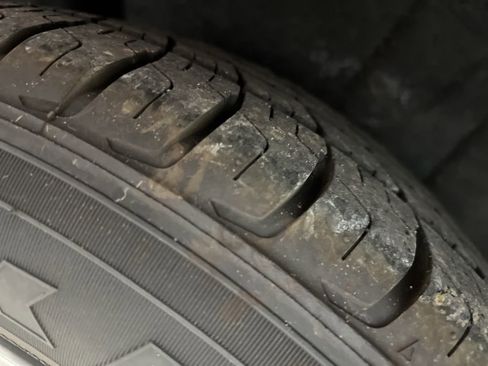 Used 2023 Nissan Sentra SV image 39