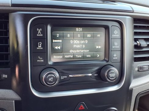 Used 2018 RAM 1500 Express w/ Express Value Package AWD/4WD image 23
