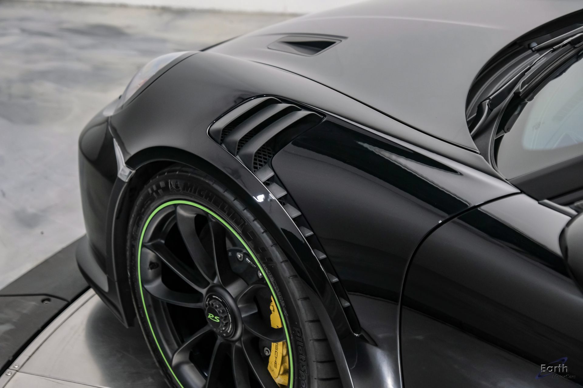 Used 2019 Porsche 911 GT3 RS RWD image 38