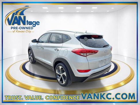 Used 2016 Hyundai Tucson Limited FWD image 9