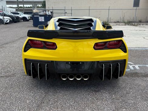 Used 2016 Chevrolet Corvette Stingray Coupe w/ Carbon Flash Badge Package image 4